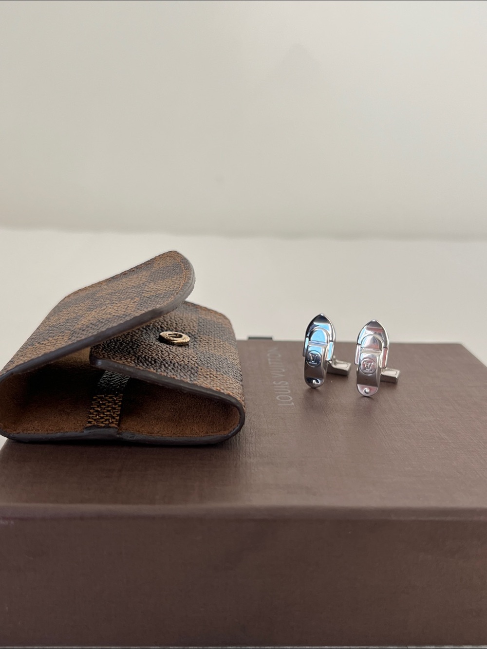 Louis Vuitton Bouton de Manchette Crew M30986 Sterling Silver 925 Cufflinks